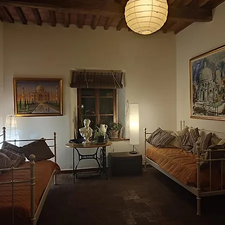 Podere Palazzina 아파트 *